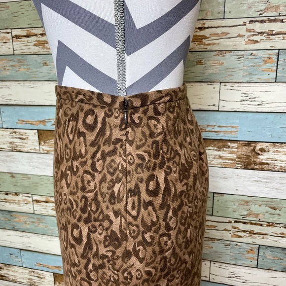 Women's Ann Taylor Loft 100% Wool Leopard Animal Print Pencil Pencil Size 8 - Picture 3 of 4